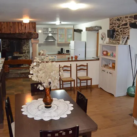 Fogar De Insua Holiday home Touro