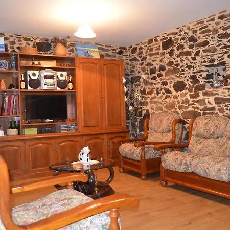 Fogar De Insua * Touro