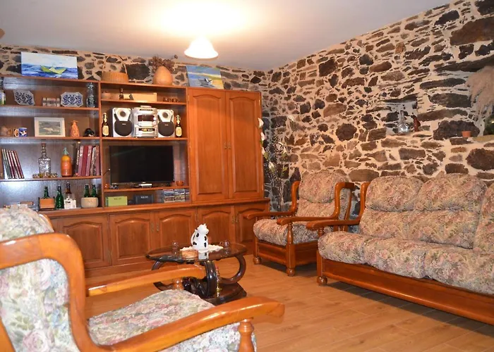 Fogar De Insua * Touro